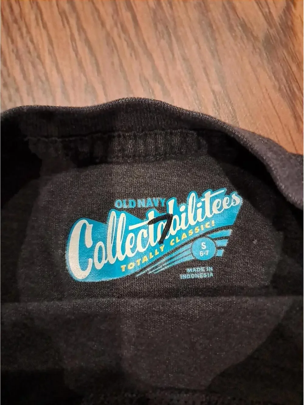 Star Wars OLD Navy Collectables Boy‎ Long Sleeve Grey Size 6-7